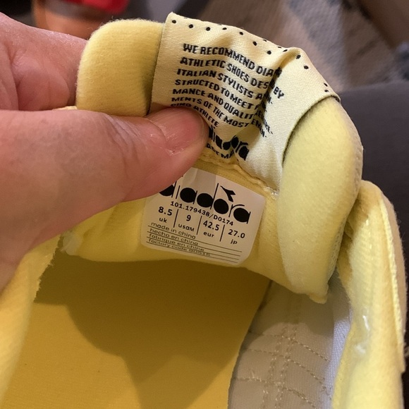 BNWT DIADORA Yellow Gelato Sneakers - Picture 6 of 8